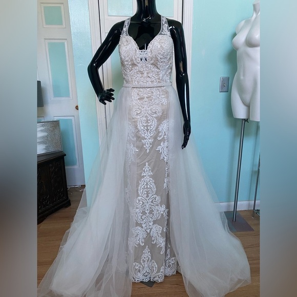 Size 12 Nude Ivory Champagne Wedding Gown Bridal Dress removable overskirt NWT